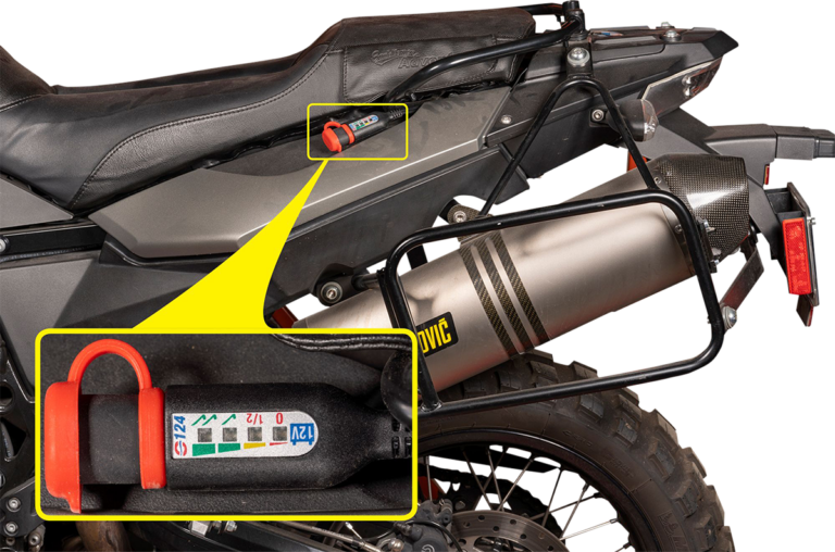 TECMATE - Permanent Power Lead with Battery/Charge Status - 24"